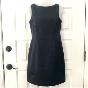Laundry by Shelli Segal Black Dress with V Back